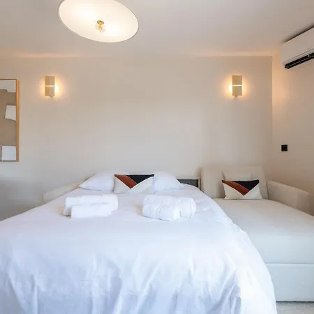 Avec Parking Place Des Lices Apartment Saint-Tropez